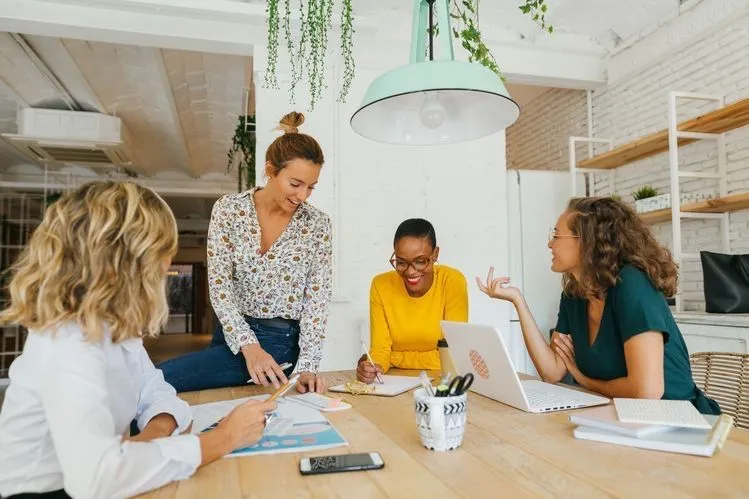 Expert personal branding consultation